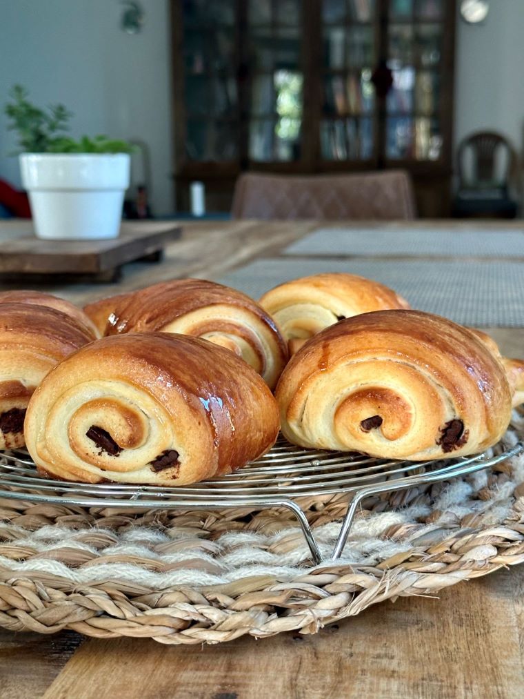 Petits pains au chocolat ou chocolatines au robot - recette facile