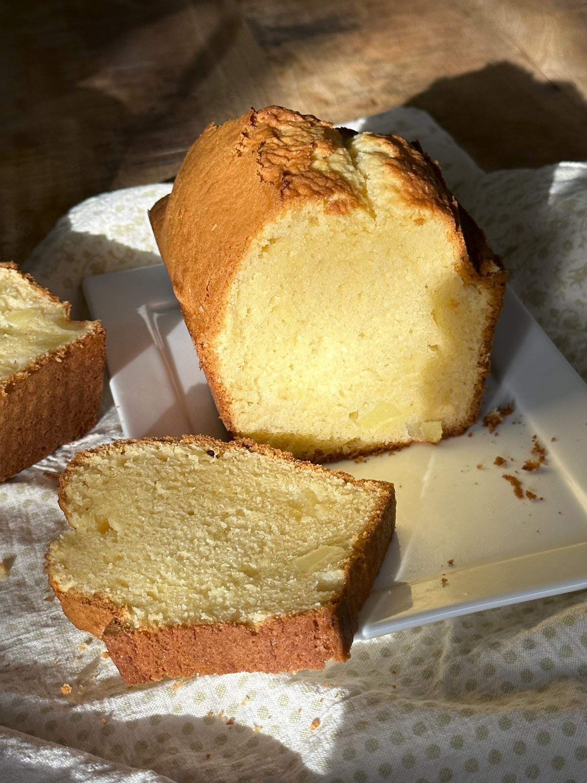 Cake avec morceaux de pommes