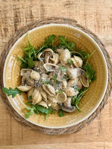 Pâtes aux champignons à la crème et parmesan