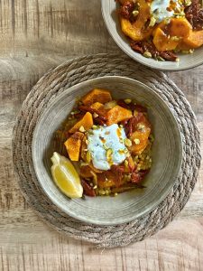 Couscous perlé au curcuma, butternut grillé et labneh