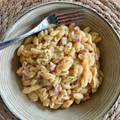 Pâtes au jambon et cheddar avec Cookeo