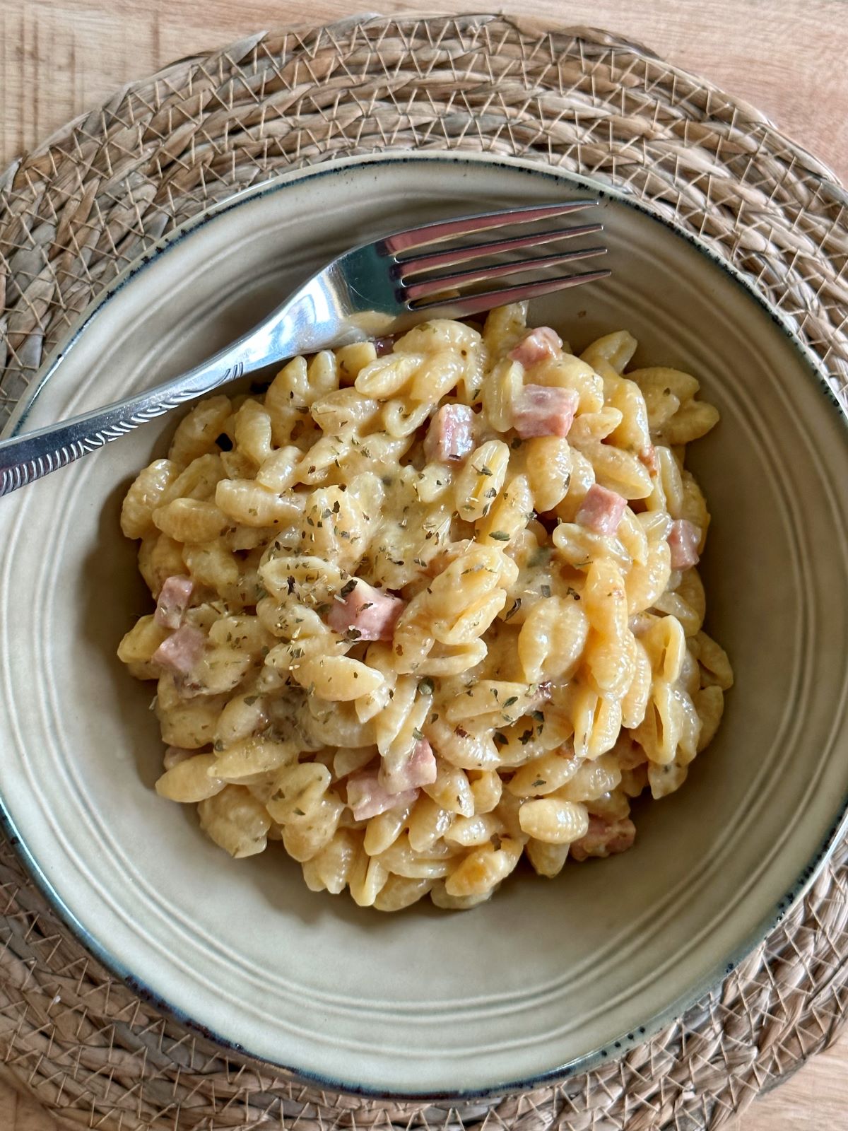 Pâtes au jambon et cheddar avec Cookeo