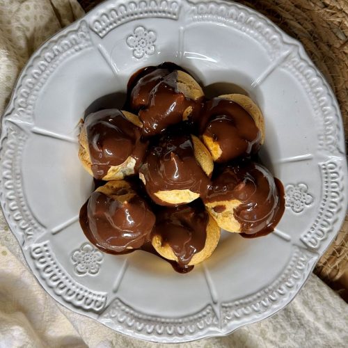 Profiteroles à la crème pâtissière au chocolat Thermomix