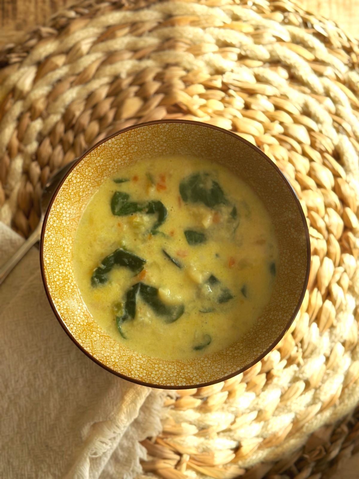 Soupe aux légumes et fromage râpé