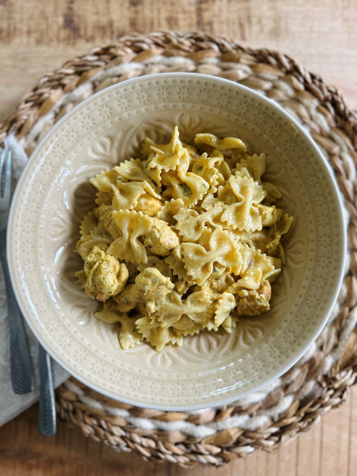 Farfalle au poulet, curry, lait de coco, avec Cookeo