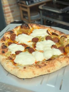 Cuisson de la pizza au four Ninja