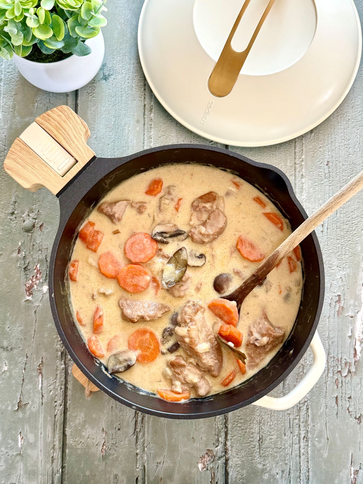 Blanquette de veau traditionnelle, cuite en cocotte Fabuleuse