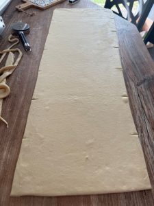 Marquer tous les 10 cm pour les bases des croissants