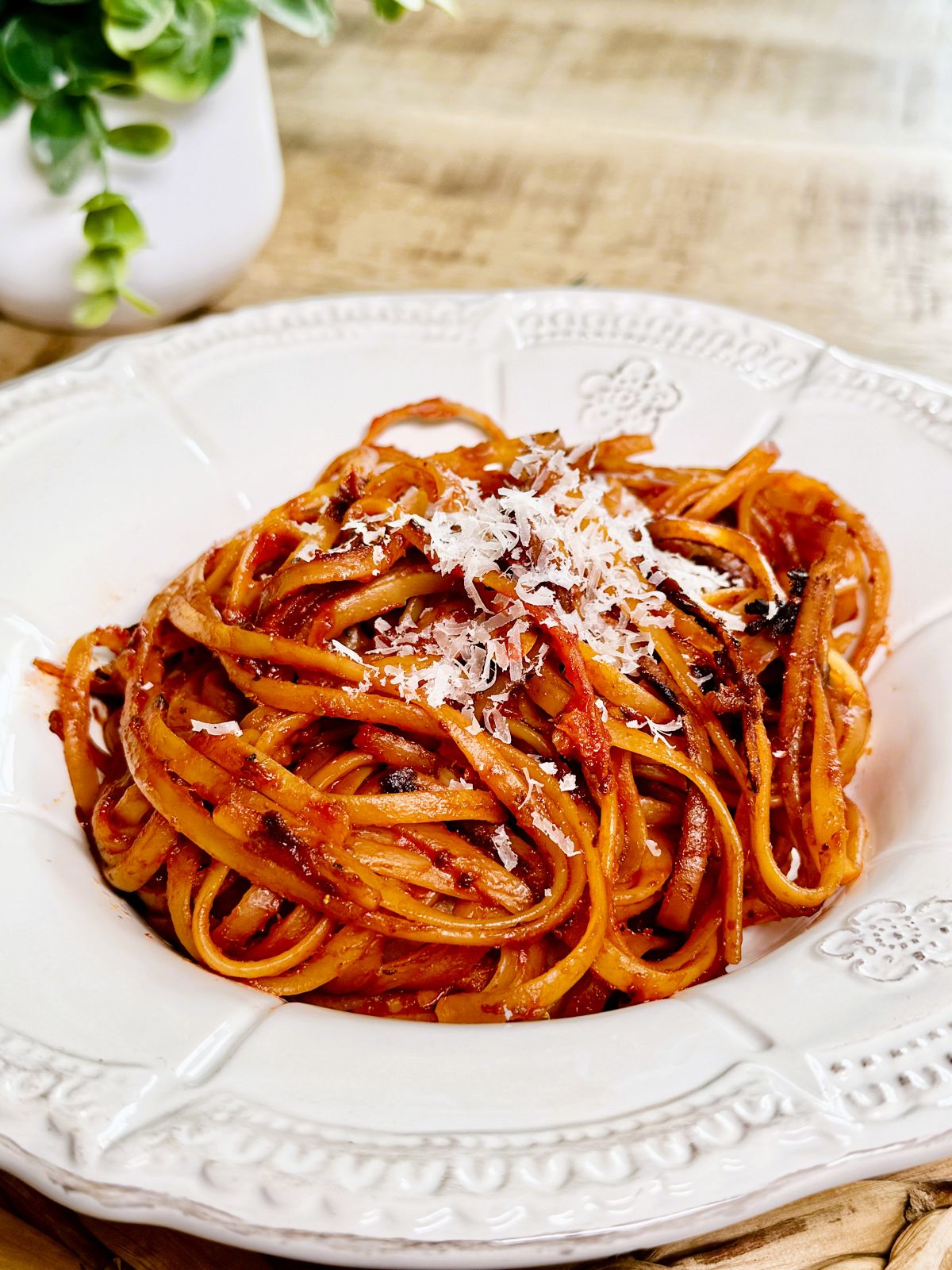 Linguine sauce tomate cuisinées en pasta all'assassina