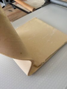 Comment faire un tour simple. Plier en trois