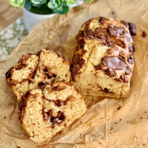 Brioche légère express avec restes de chocolats de Pâques