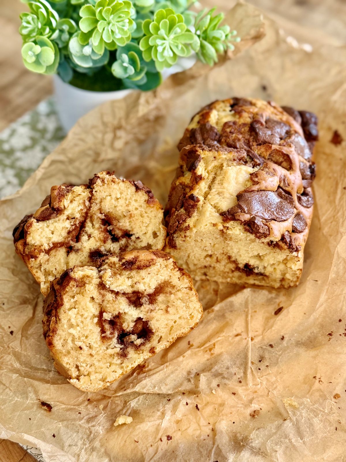 Brioche légère express avec restes de chocolats de Pâques