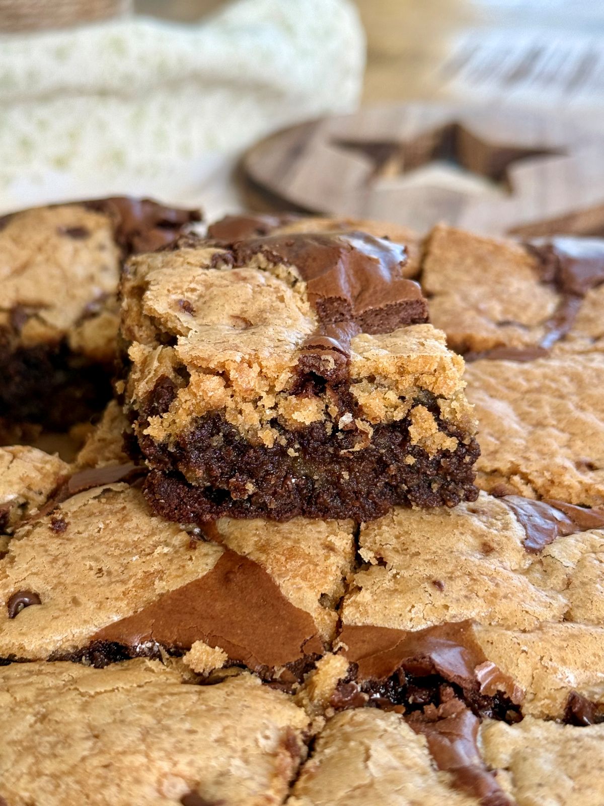 Gâteau brookie : brookie au fudge et cookie pépites de chocolat et beurre noisette