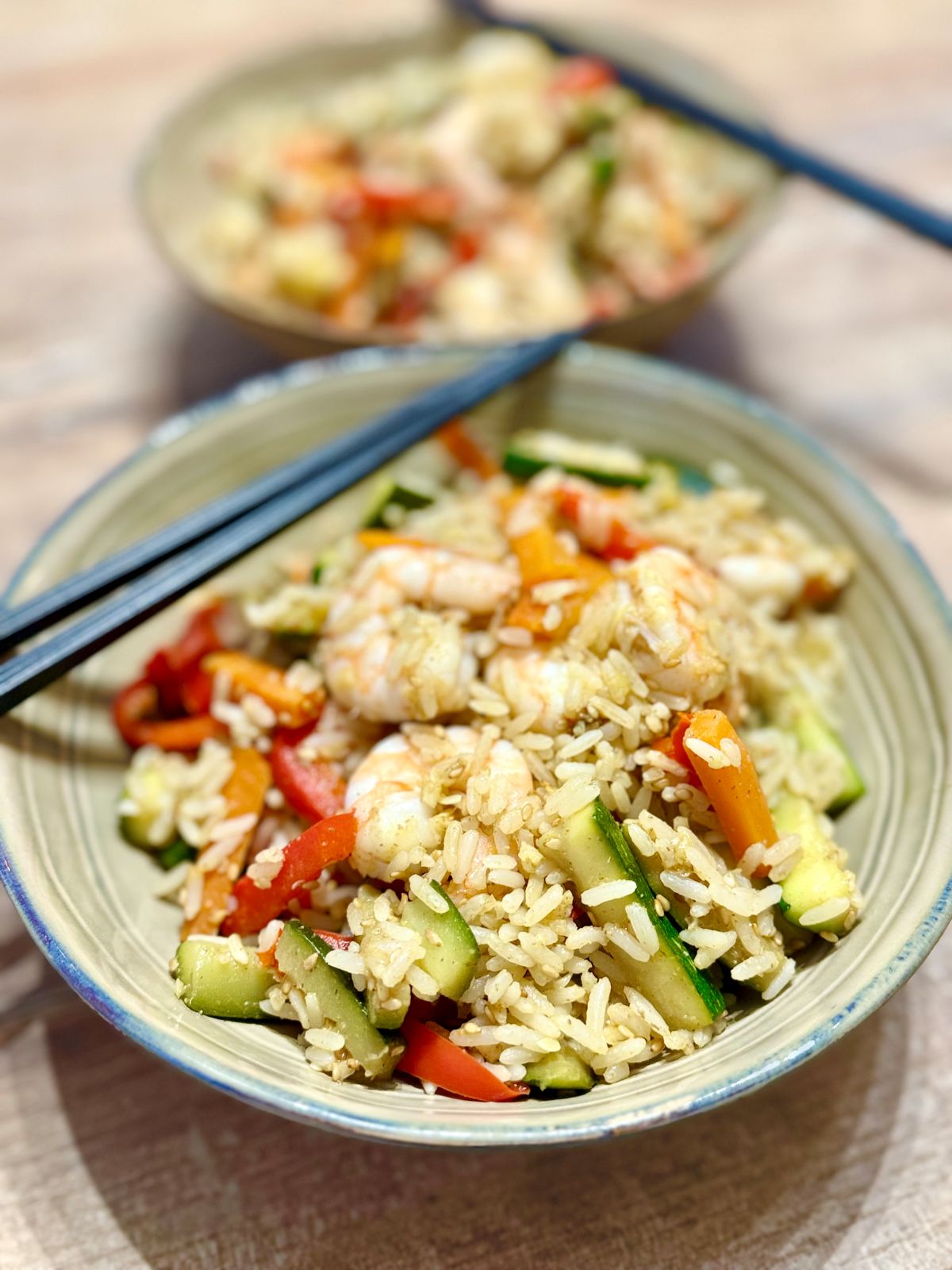 Wok de crevettes aux légumes croquants et riz