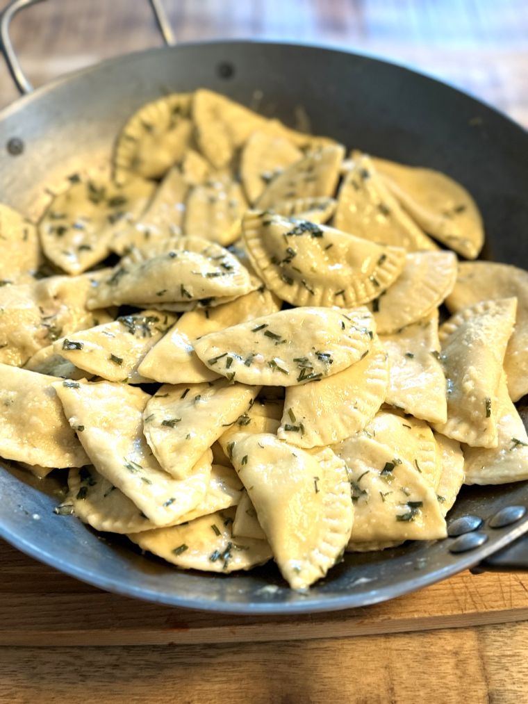 Ravioli maison au beurre