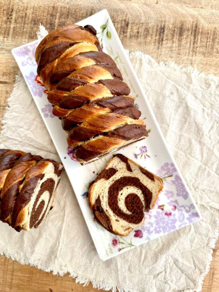 Brioche marbrée vanille et cacao au robot