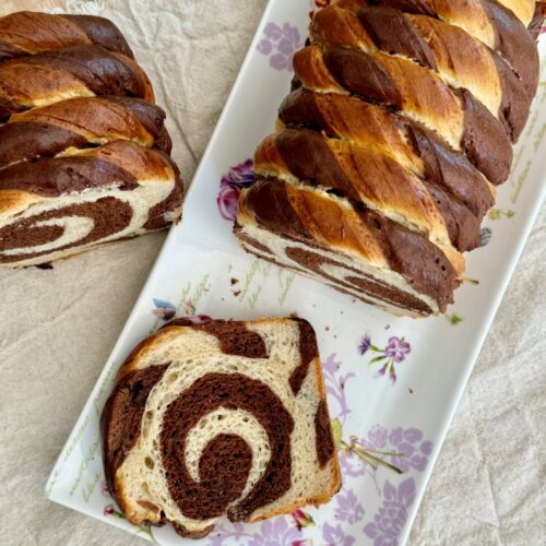 Brioche moelleuse vanille cacao, marbrée et torsadée