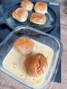 tremper les beignets dans la préparation