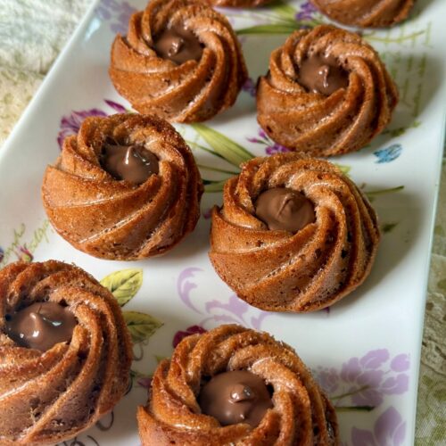 Petits gâteaux moelleux au nutella avec un coeur fondant de pâte à tartiner
