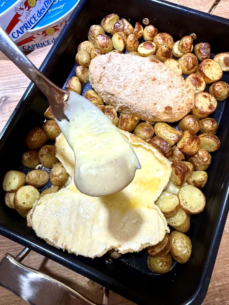 Fondue de Caprice des Dieux pané avec pommes de terre grenaille