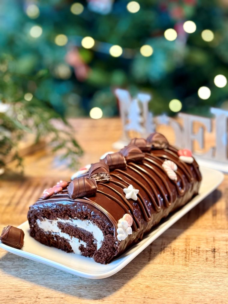 Bûche de Noël roulée Kinder Bueno