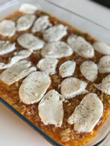 couvrir de mozzarella et origan