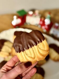 Spritz maison avec un nappage chocolat