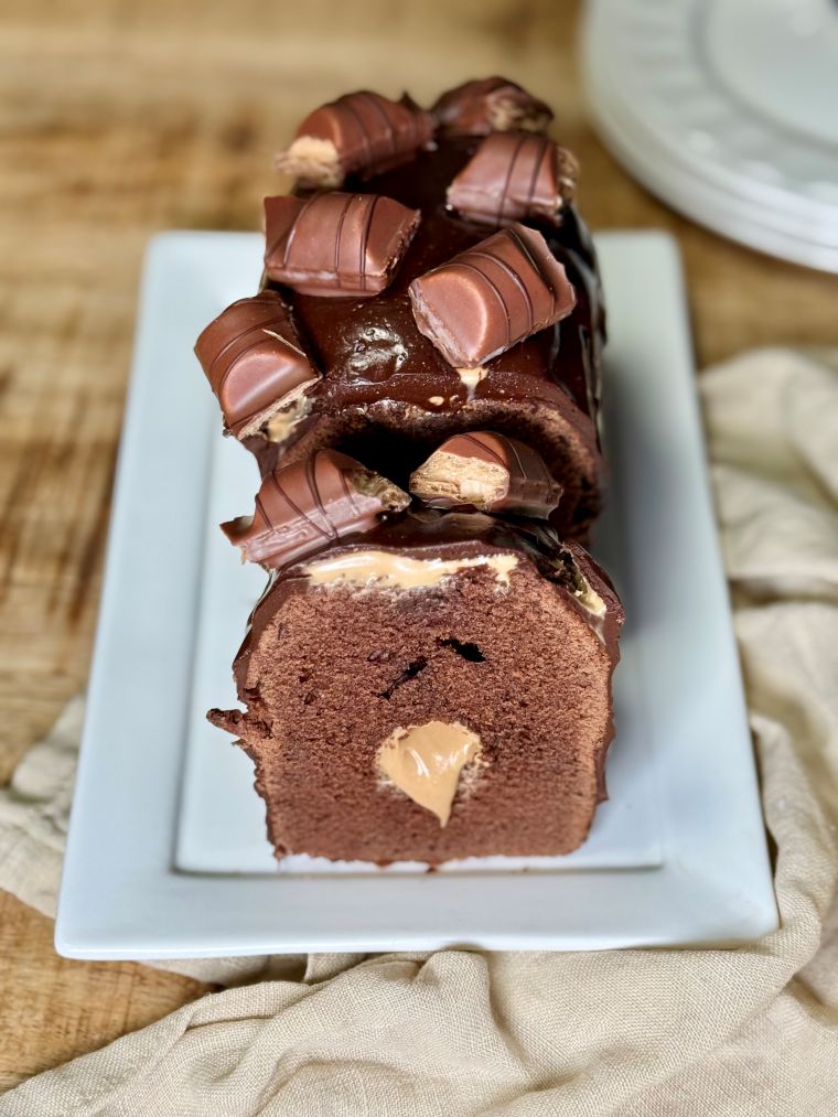 cake-bueno-chocolat Cake chocolat moelleux, fourrage bueno