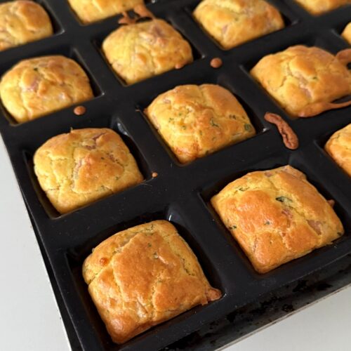 cakes salés sans gluten au jambon, fromage et basilic