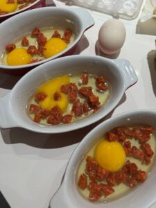 Ajouter le chorizo en dés