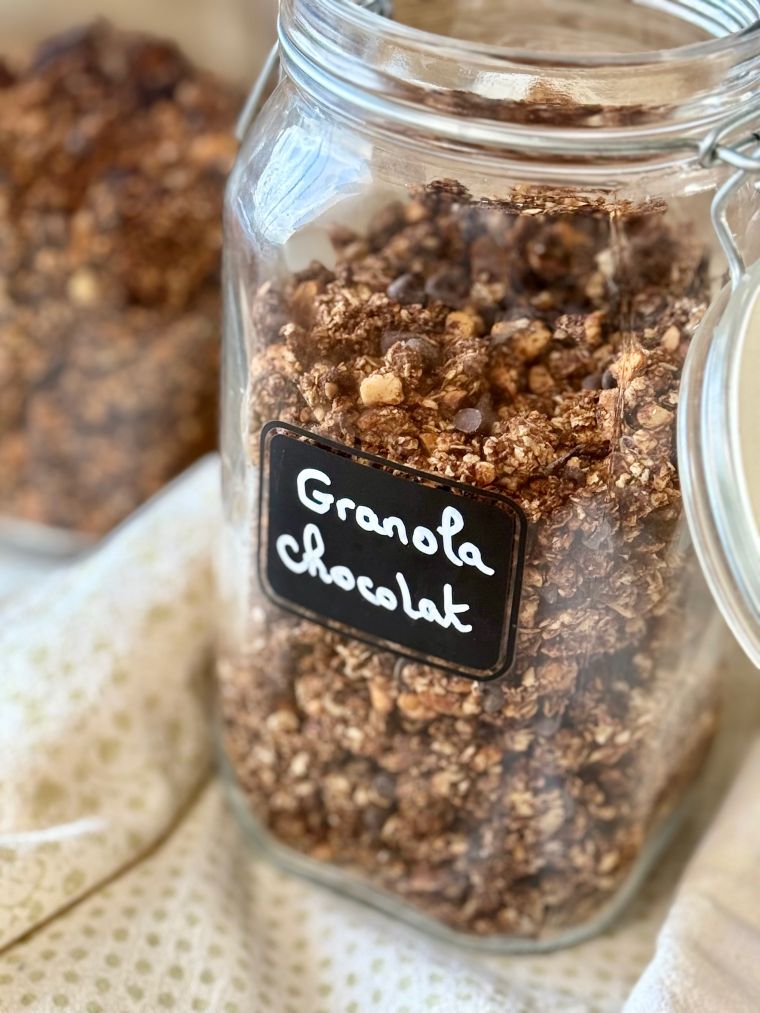 Granola chocolat en pot en verre