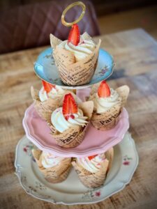Cupcakes aux fraises avec Thermomix : gâteaux moelleux, confiture, chantilly mascarpone